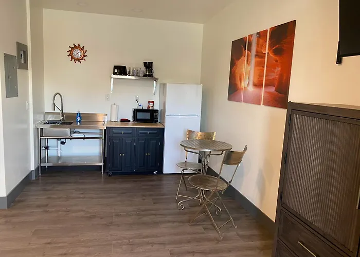 824 Vitsa Apartment Page